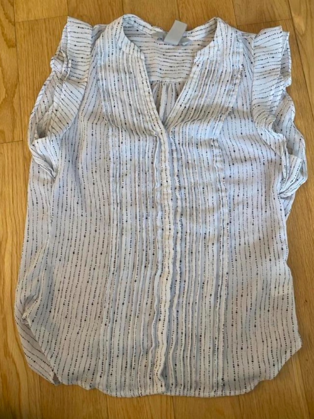 H&M Sleeveless Ruffle-Sleeve Dotted Stripe Blouse White & Blue Size 4